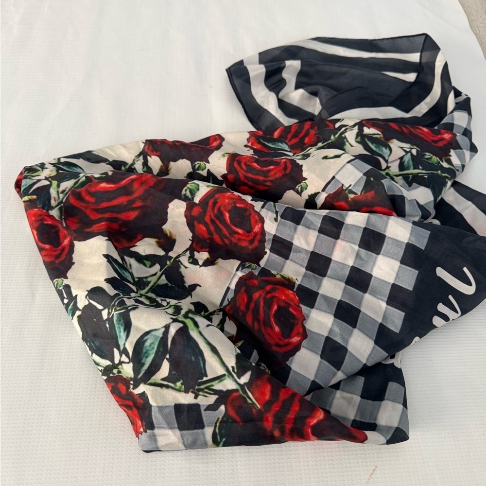 Clever Carriage Company Rose Patterned Scarf - Black and Red 💯 Silk - Picture 6 of 11
